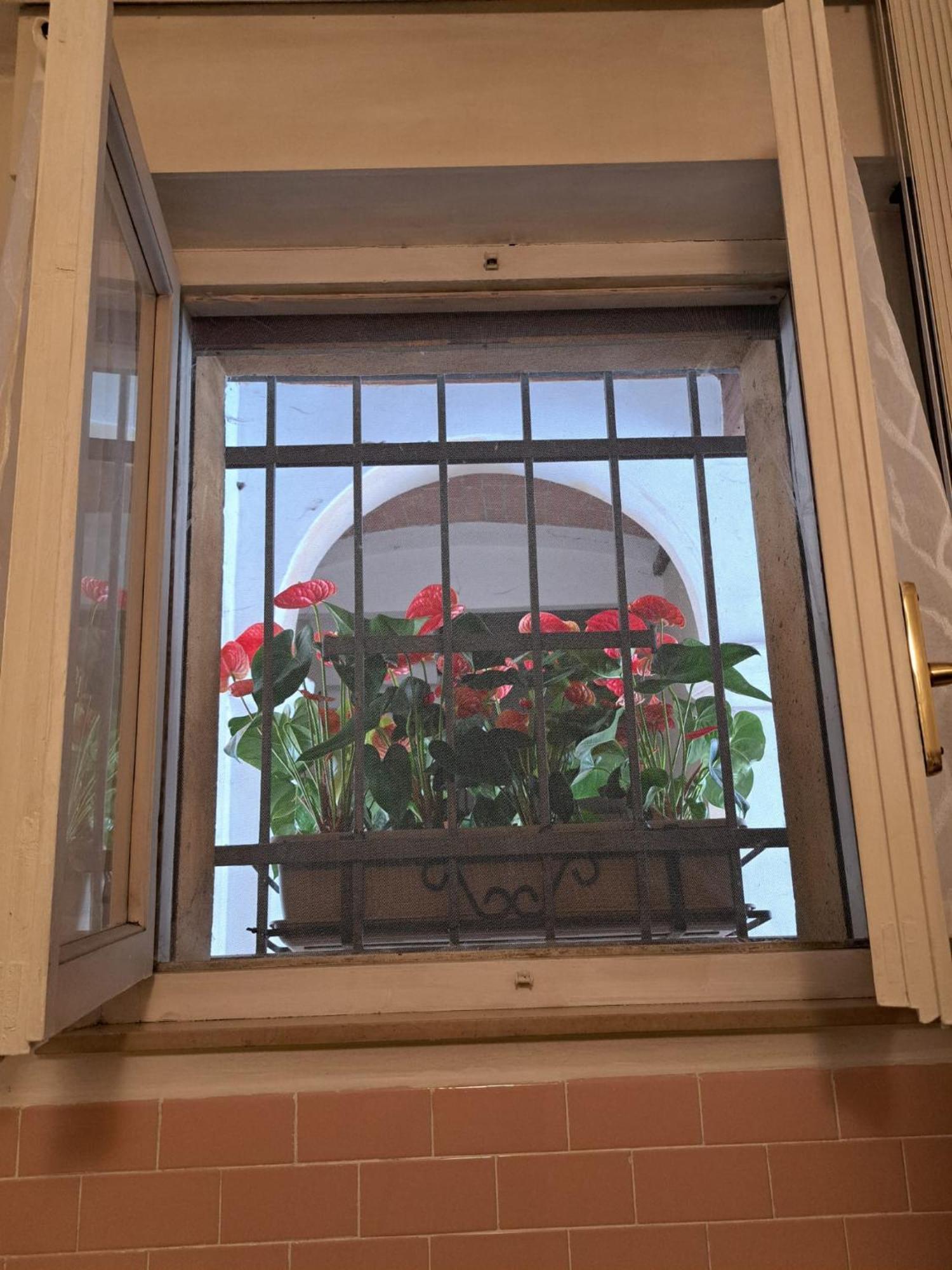 Foodwineart Apartment Мантова Екстериор снимка